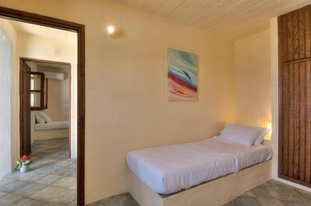 Phos Residence Pool Villa in Koundouros, Kea