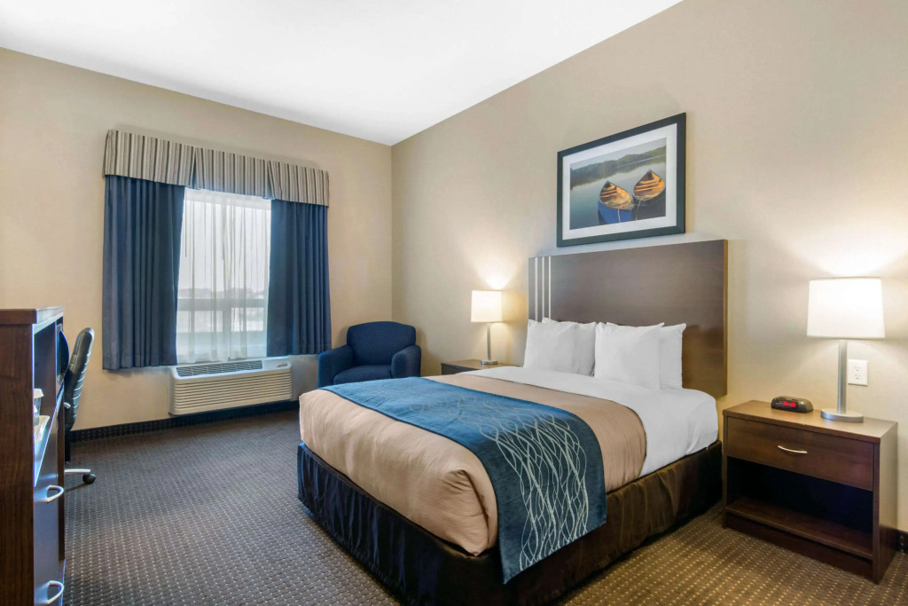 Comfort Inn & Suites