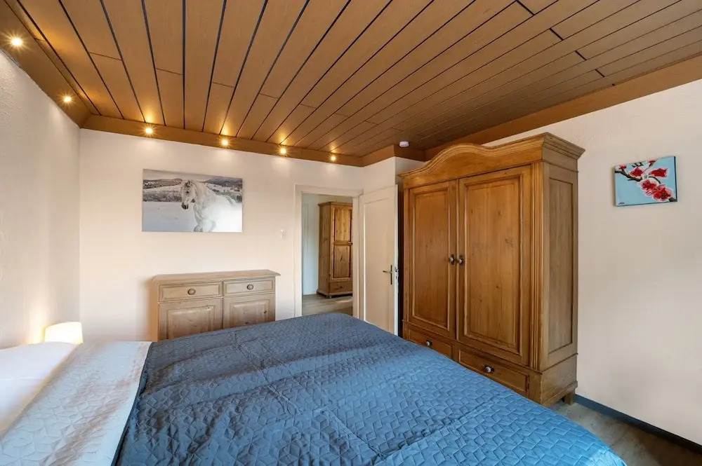 Large Holiday Home near Winterberg with Garden, Terrace, & Garage