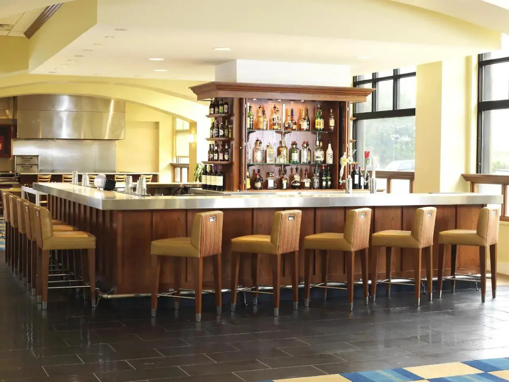 Four Points by Sheraton Philadelphia Airport