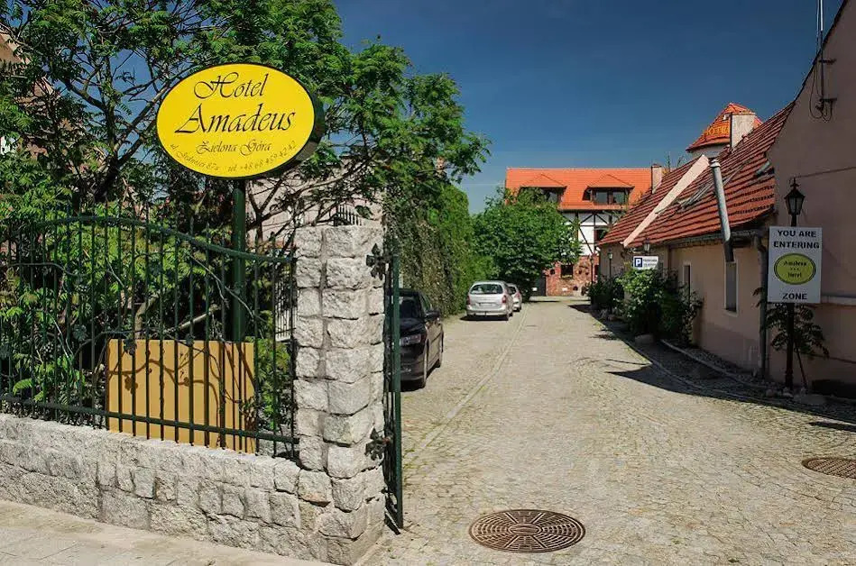 Amadeus Hotel Zielona Góra