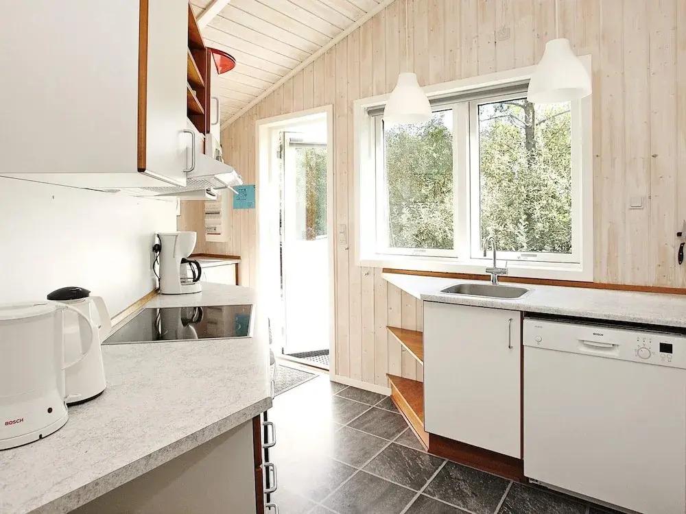 6 person holiday home in Ålbæk-By Traum