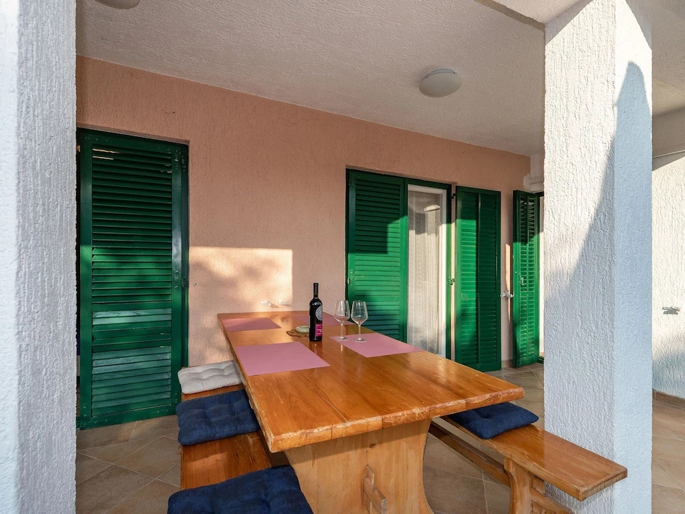 Two Modern Ground Floor Apartments With Private Terrace Near the Beach