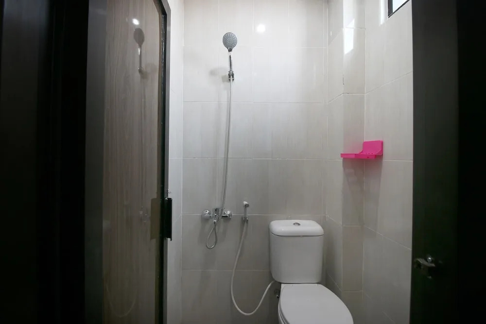 Airy Eco Bandara Juanda Abdul Rachman 77 Surabaya