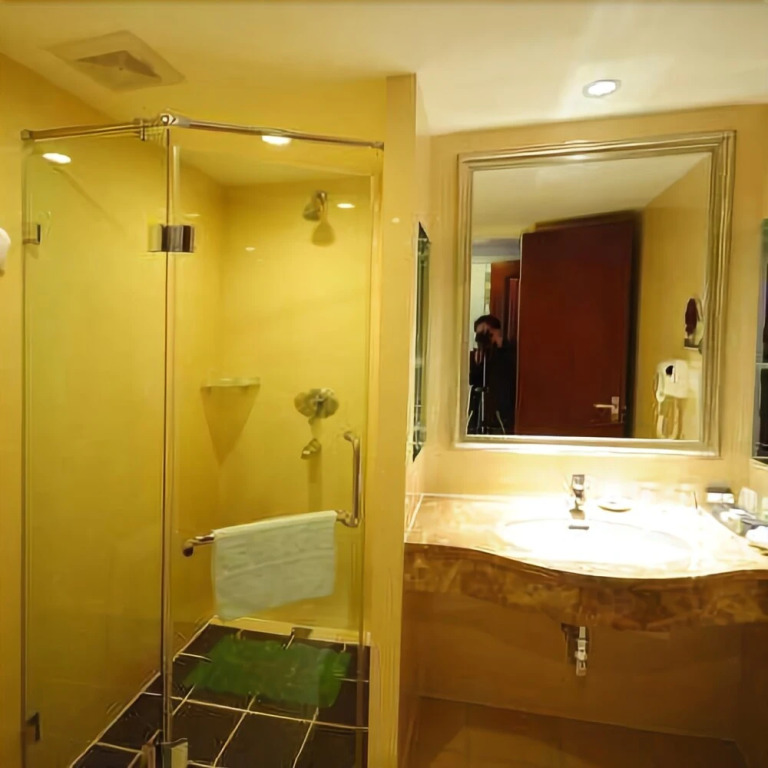 Hongfu Hotel