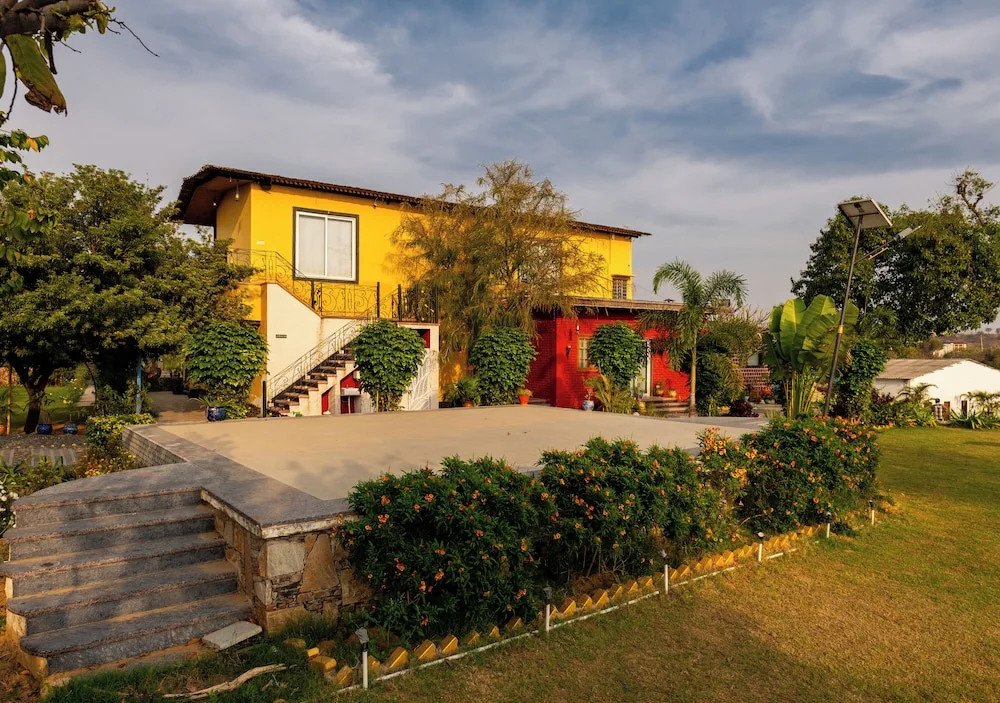 Alaya Stays Krishna Serenity Suite