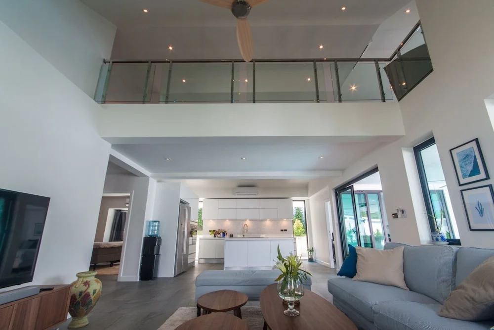 Seaview Pool Villa 3BR - Monkey Villa