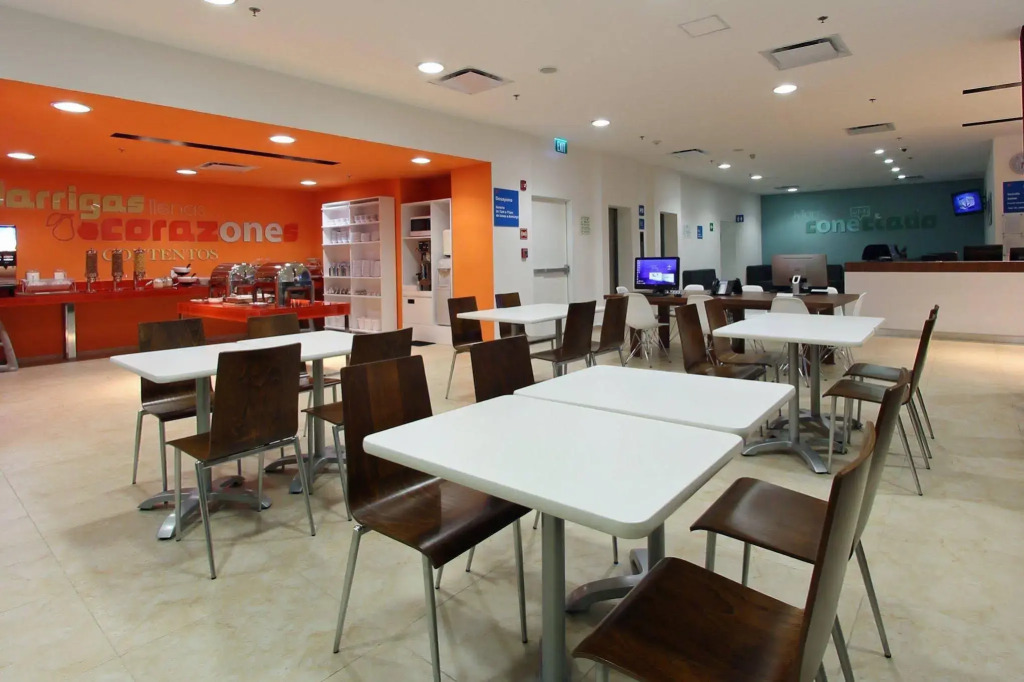 One Cancun Centro