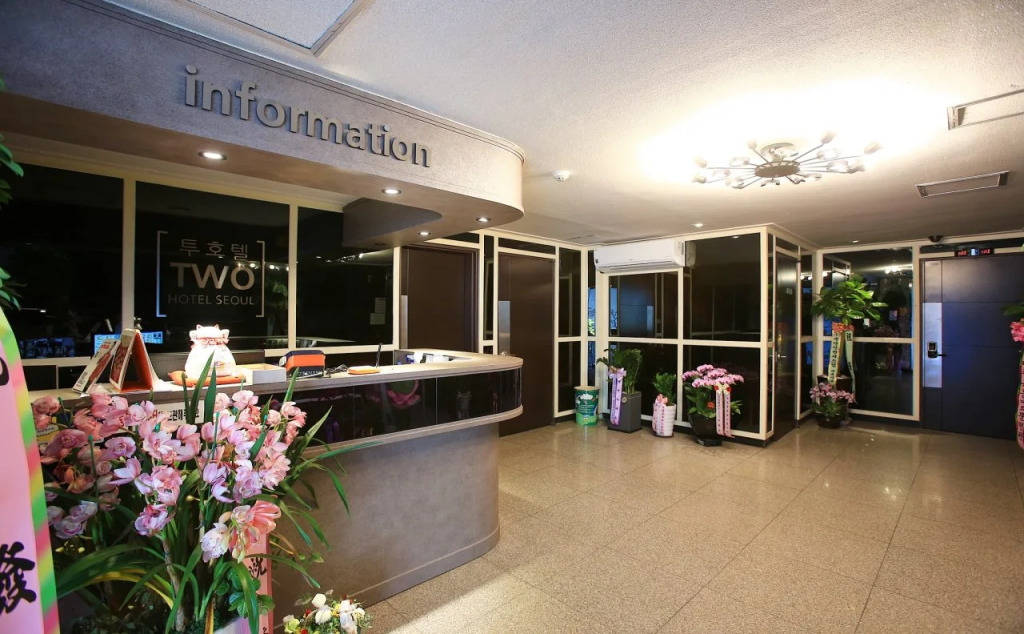 Jongno Two Hotel