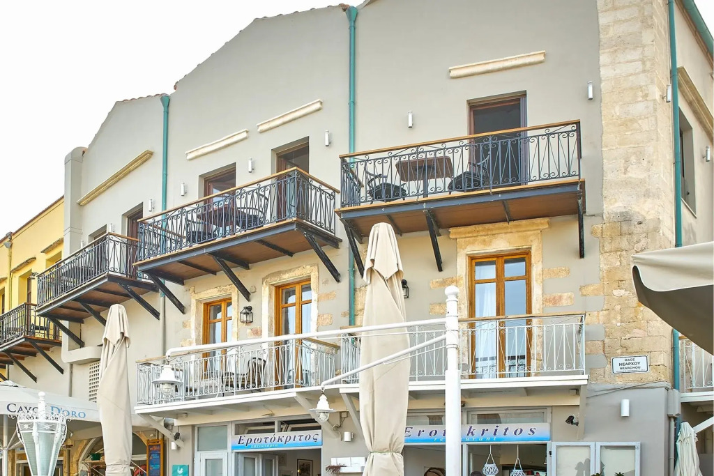 Vista Del Porto Luxury Suites