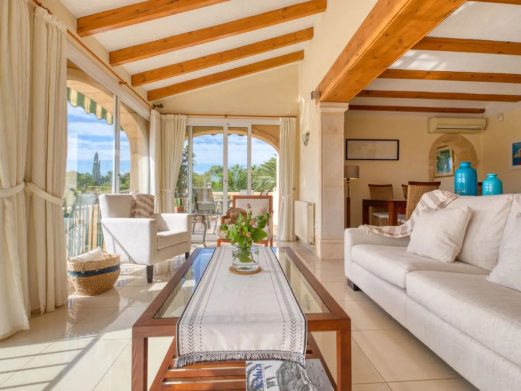 Holiday Home Isabelle by Interhome