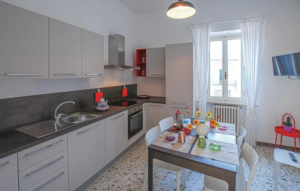 Beautiful Apartment in Monte San Savino With 2 Bedrooms and Wifi