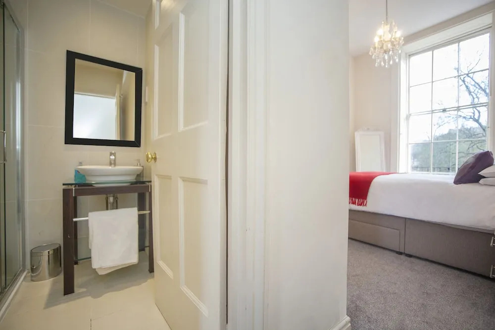 The Green Park Apartment