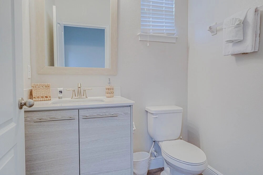 Balmoral Resort-198kb 4 Bedroom Home by RedAwning