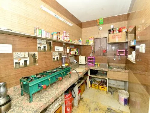 Pushp Guest House