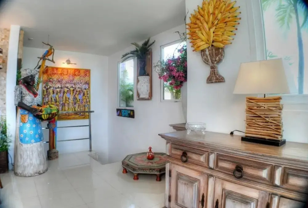 LinkHouse Tropical Triplex - 2 SUITES
