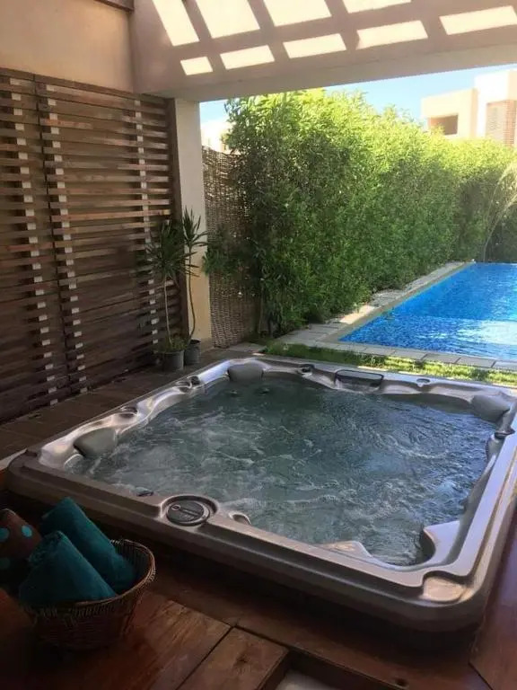 Chalet At Hacienda Bay- North Coast - Alamien - هاسيندا باي - العلمين - الساحل الشمالي