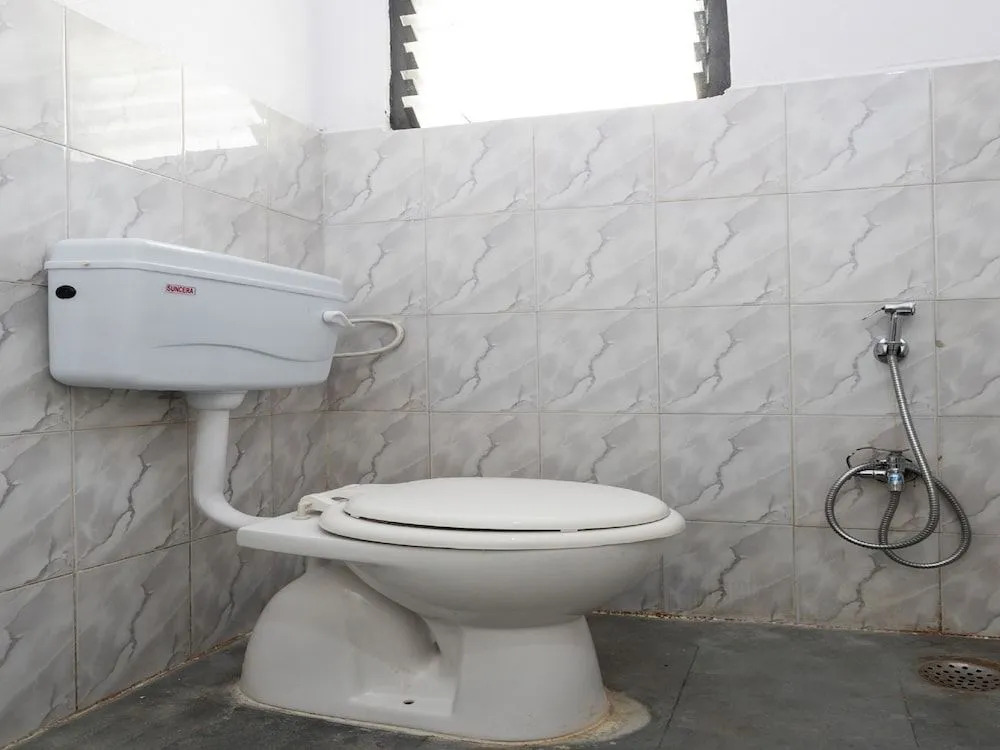 OYO 29881 Hotel Gajanan