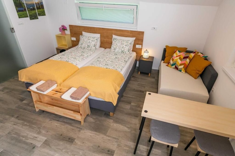 Studio Maria with Free Parking