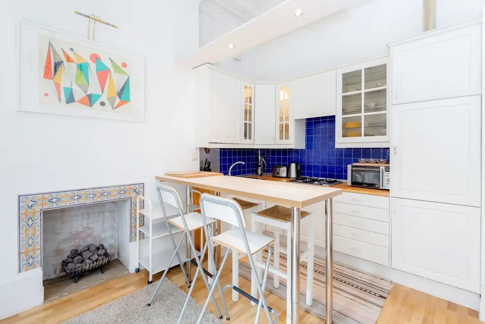 Philbeach Balcony- 2bed flat in Earls Ct