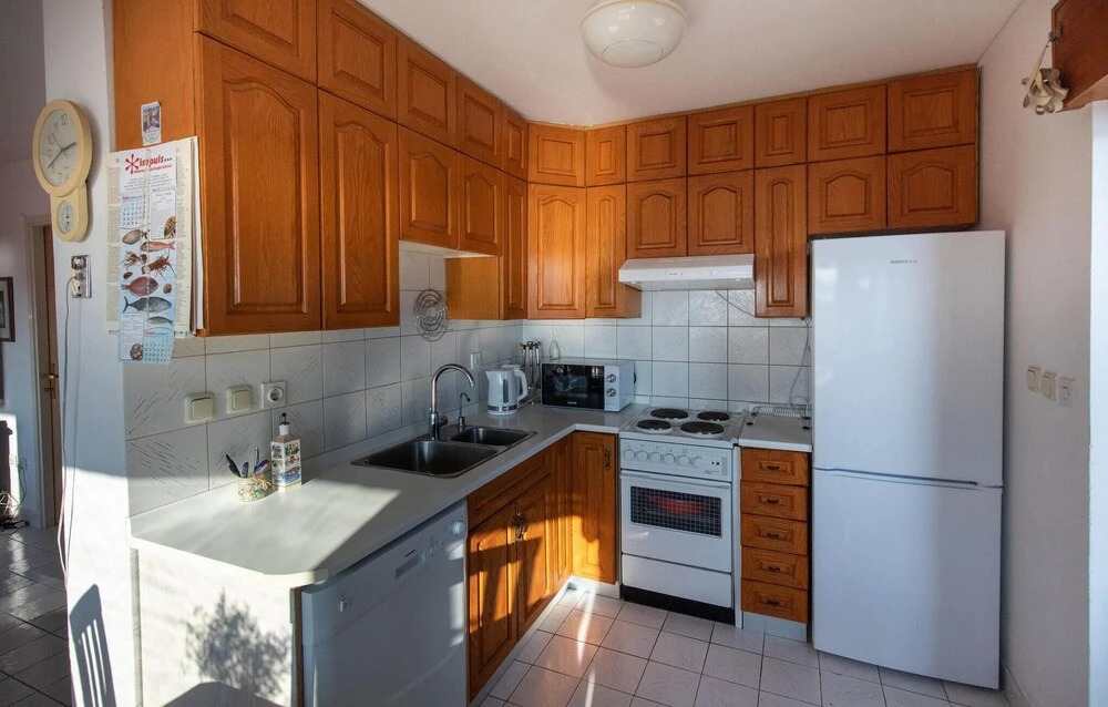 Awesome Apartment in Klek With 3 Bedrooms and Wifi
