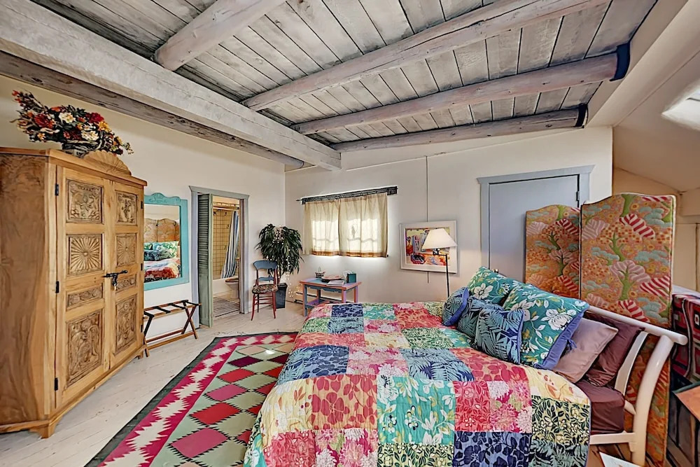 1 Block To Plaza! Rio Grande By Inger Jirby 1 Bedroom Duplex