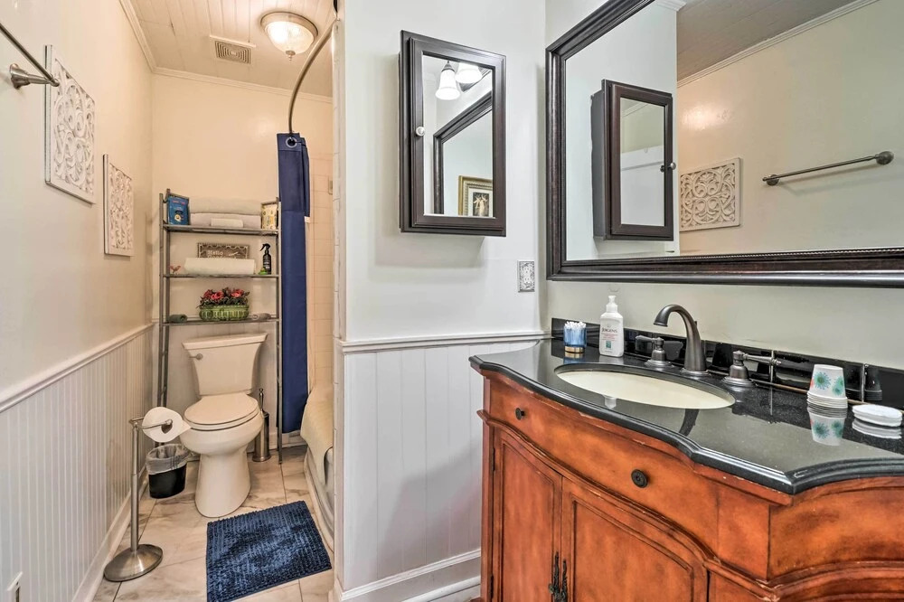 Pet-friendly Wilmington Home ~ 5 Mi to Beach!