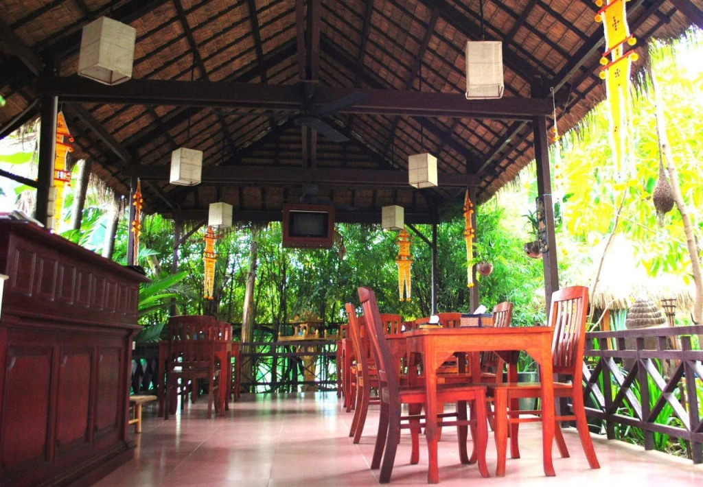 Golden Mango Inn