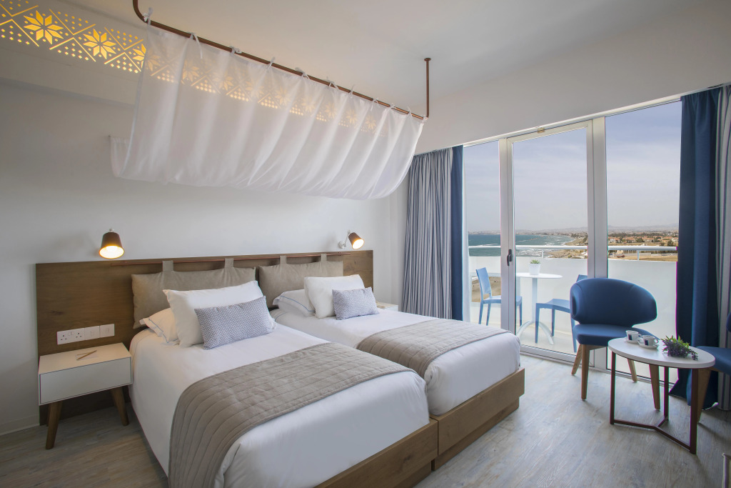 Lordos Beach Hotel & Spa