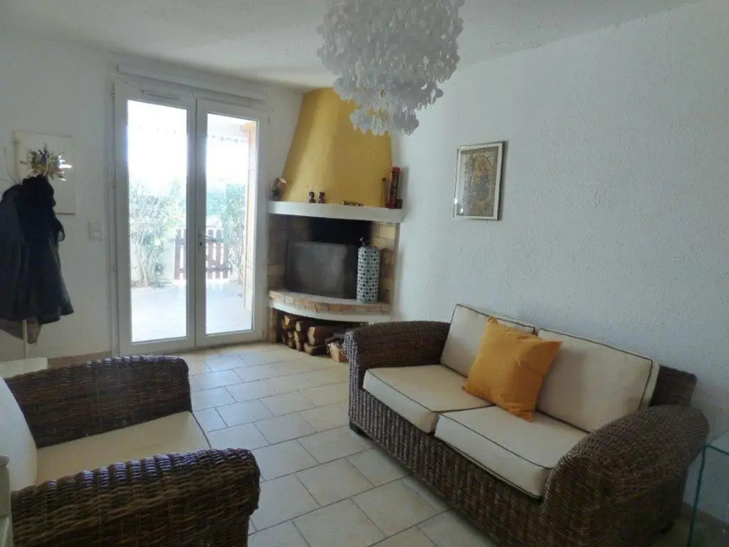 Maison Saintes-Maries-de-la-Mer, 3 pièces, 5 personnes - FR-1-475-38