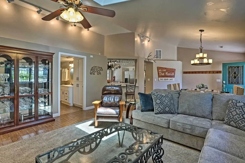 Hot Tub & Mtn Views: Peaceful Big Bear Home!