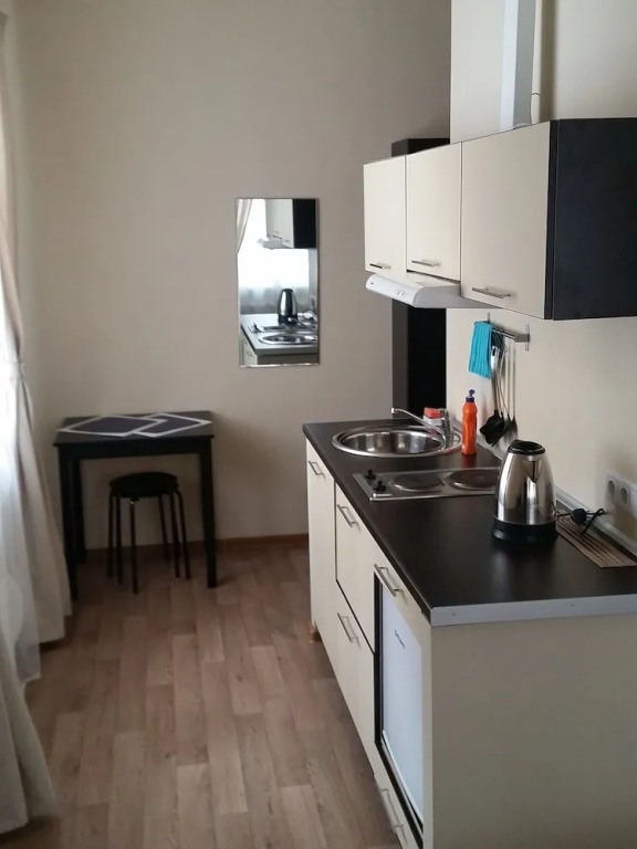 Меблированные комнаты City na Plakhotnogo 37