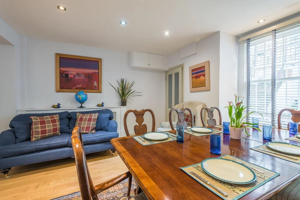 Large Family home in Fulham