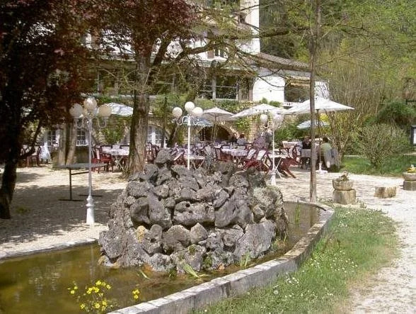 Les Arcades
