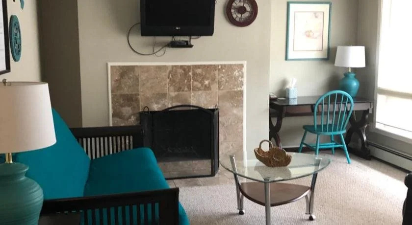 Anchorage Uptown Suites-Condos