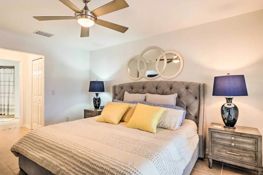 Chic Cape Coral Oasis w/ Pool: 5 Mi to Beach!