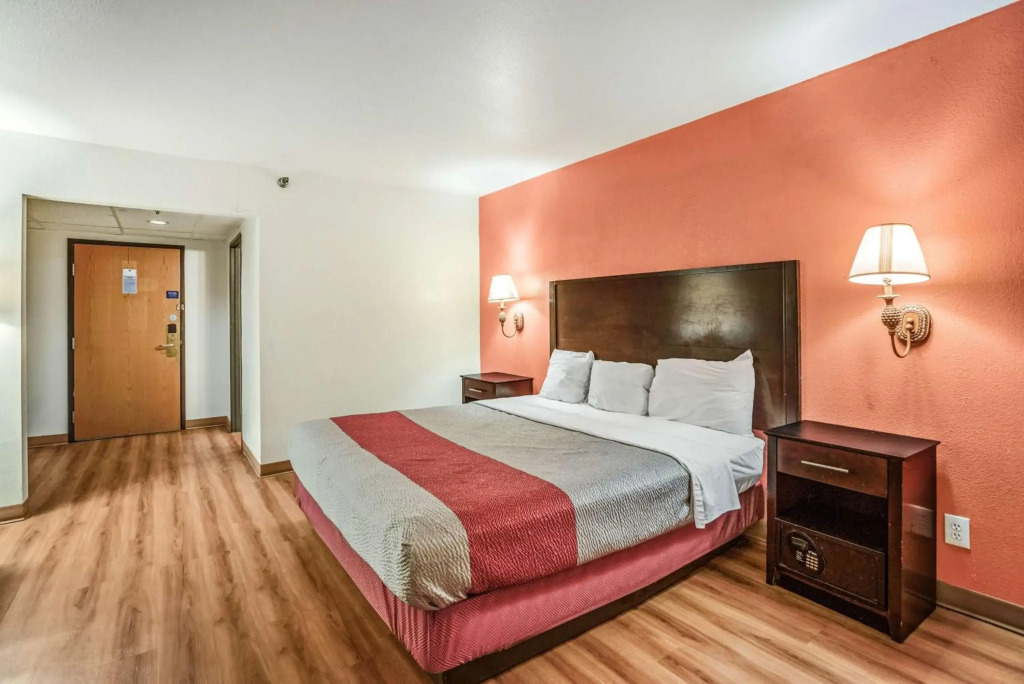 Motel 6-Levittown, PA - Bensalem