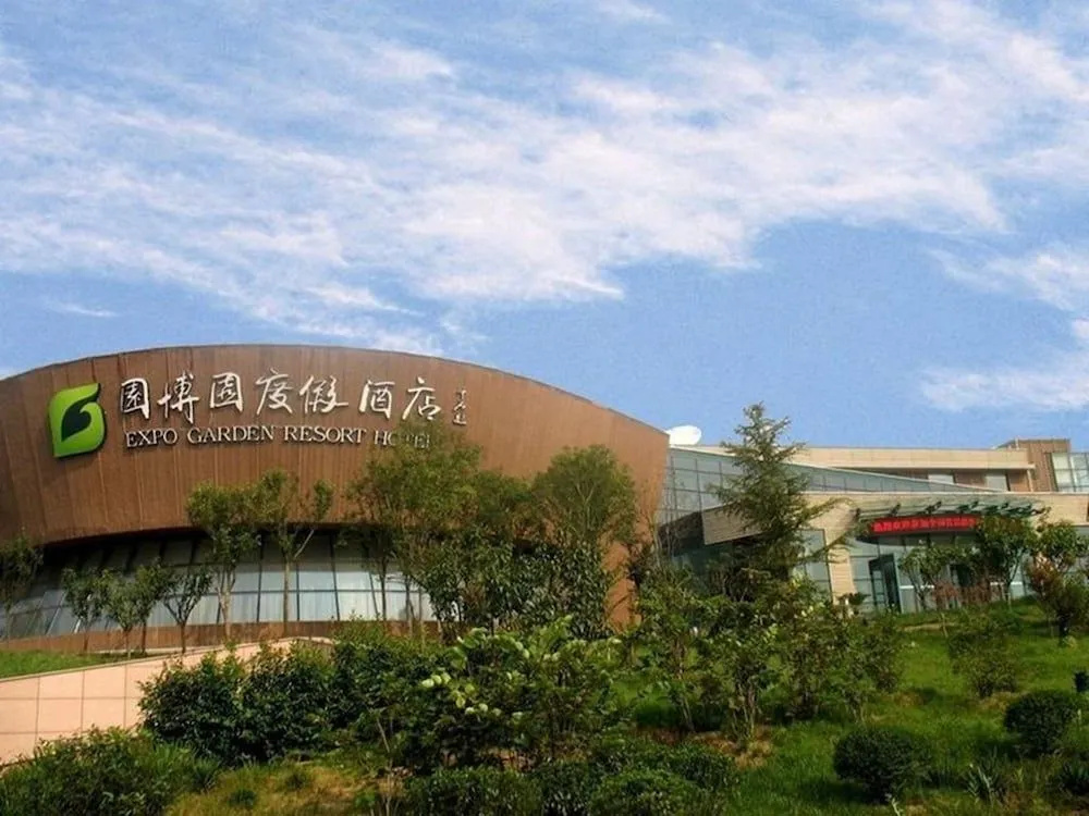 Expo Garden Resort Hotel