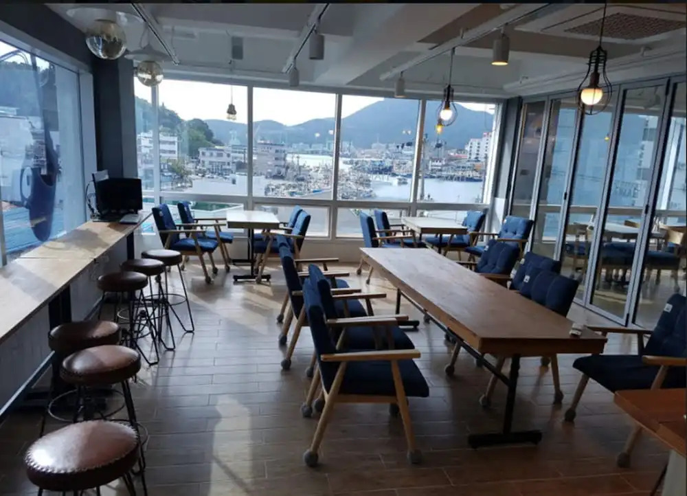 The View Hostel