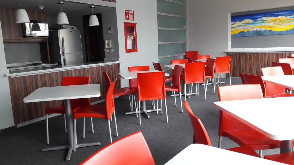 Hotel Block Suites