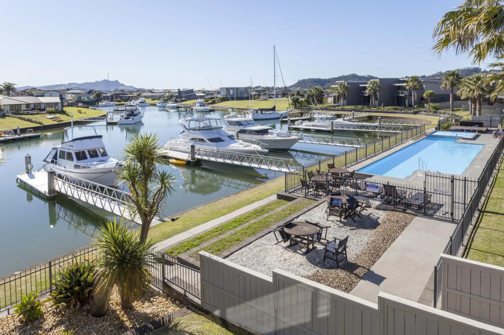 Sovereign Pier On The Waterways