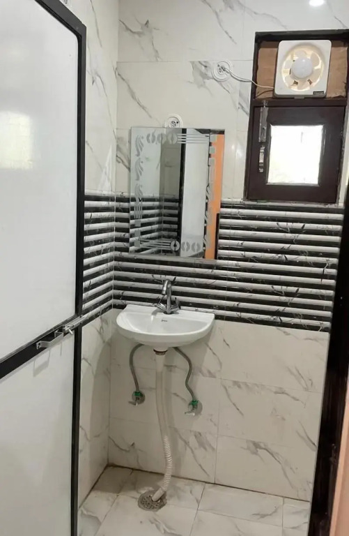 Roomshala 123 Happy Homes Saket