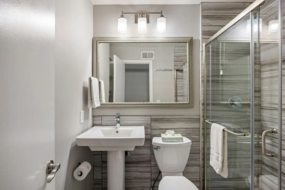 B2bb Enjoy a Full Kitchen in an Affordable Condo Near Peachtree Street