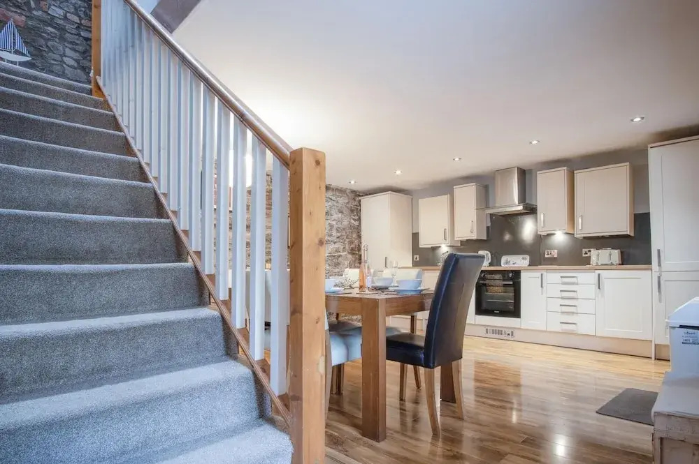 Fletcher Coach House - 3 Bedroom Cottage - Pendine