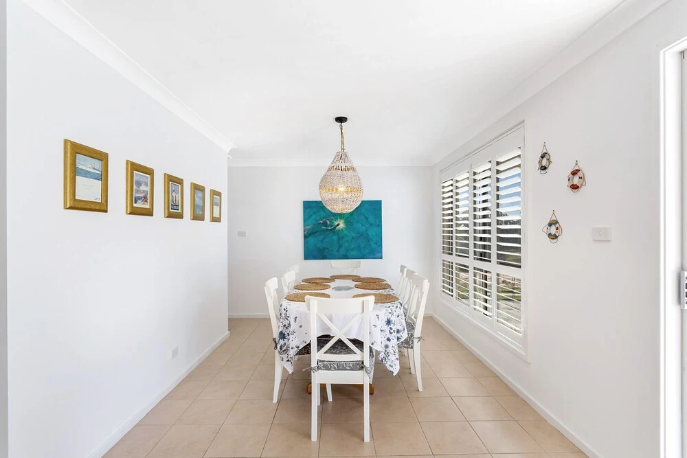 Bagnall Avenue, 1