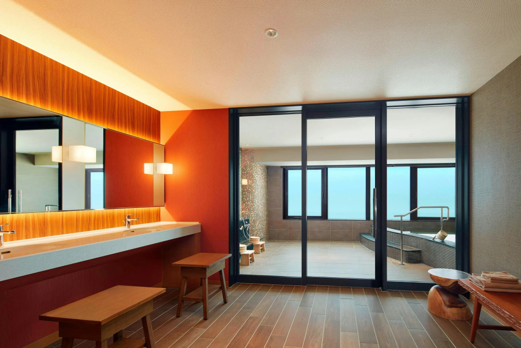 Sheraton Okinawa Sunmarina Resort