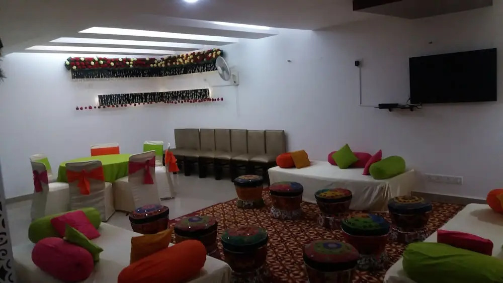 Sundeep Inn