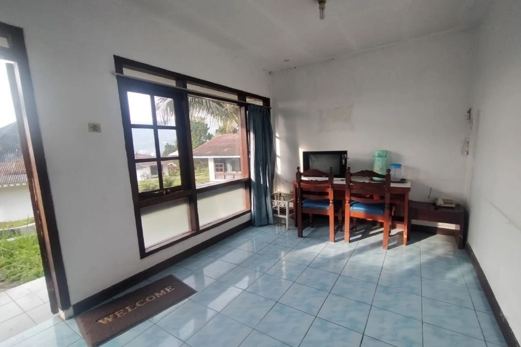 Hotel Lembah Nyiur Cikopo