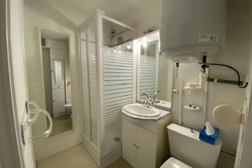 23m Peaceful With Balcony With Sea View !