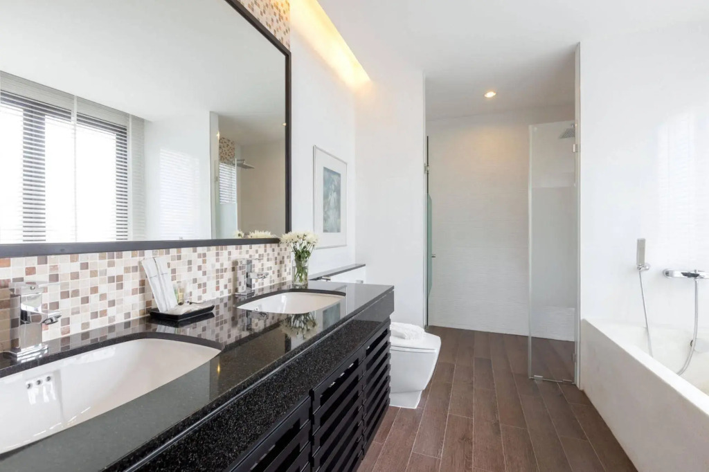 Kamala Regent Residence